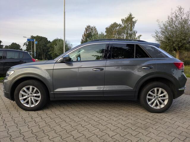 Volkswagen T-Roc 1.5 TSI Sport DSG I Adap. cruise I Camera I Trekhaak I Stoelv.w I Carplay