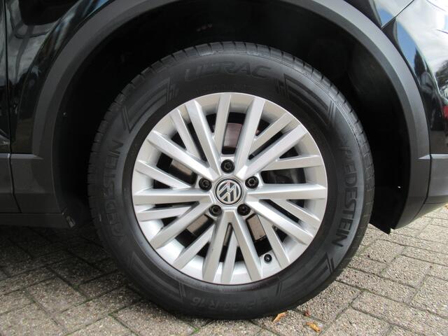 Volkswagen T-Roc 1.0 TSI Style Clima-Airco | Adapt. Cruise control | Bluetooth | Navigatie | Parkeersensoren V+A | 1ste Eigenaar! |