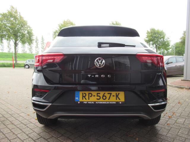 Volkswagen T-Roc 1.0 TSI Style Clima-Airco | Adapt. Cruise control | Bluetooth | Navigatie | Parkeersensoren V+A | 1ste Eigenaar! |
