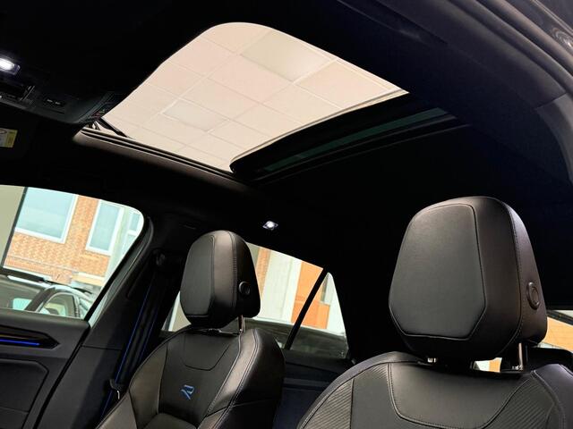 Volkswagen T-Roc 2.0 TSI 4Motion R / pano / akrapovice / leder /