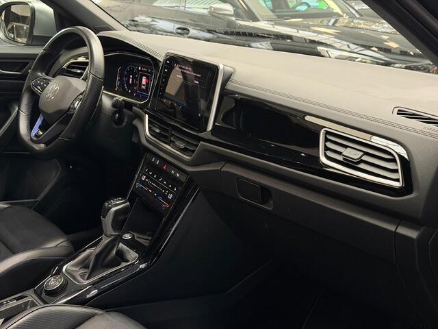 Volkswagen T-Roc 2.0 TSI 4Motion R / pano / akrapovice / leder /