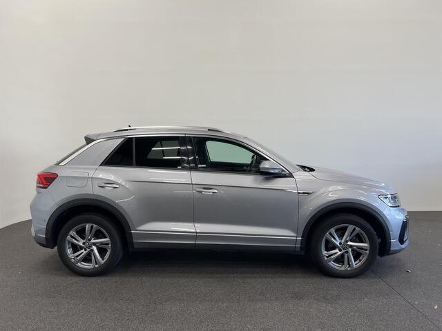 Volkswagen T-Roc 1.5 TSI 150PK R-Line Business Automaat Camera Navigatie Adaptive Cruise Control Apple Carplay Stoelverwarming Full LED Park Assist Digital Cockpit