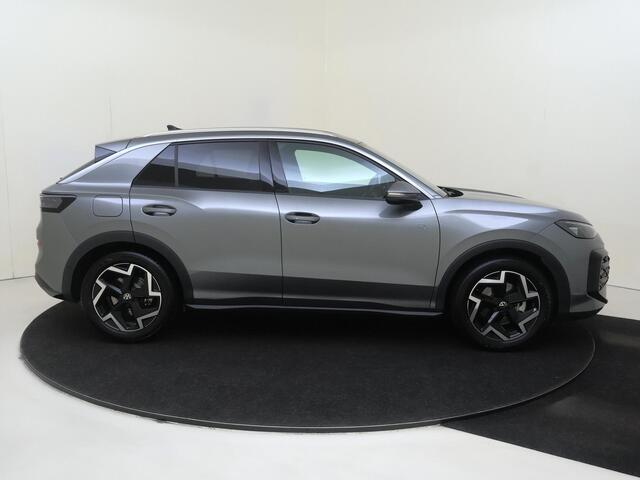 Volkswagen T-Roc 1.5 eTSI R-Line | Trekhaak | Achteruitrijcamera | Matrix LED verlichting | Keyless | Adaptieve cruise control | Dodehoekdetectie | Stoel- en stuurwielverwarming | Carplay |