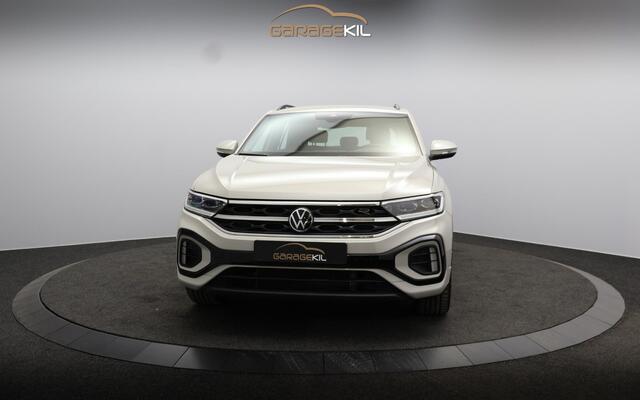 Volkswagen T-Roc 1.0 TSI R-Line Dealeronderh. / Stoelverwarming / Smartphone Integratie / Parkeerhulp voor- en achter / DAB+