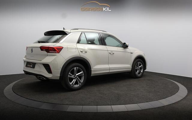 Volkswagen T-Roc 1.0 TSI R-Line Dealeronderh. / Stoelverwarming / Smartphone Integratie / Parkeerhulp voor- en achter / DAB+