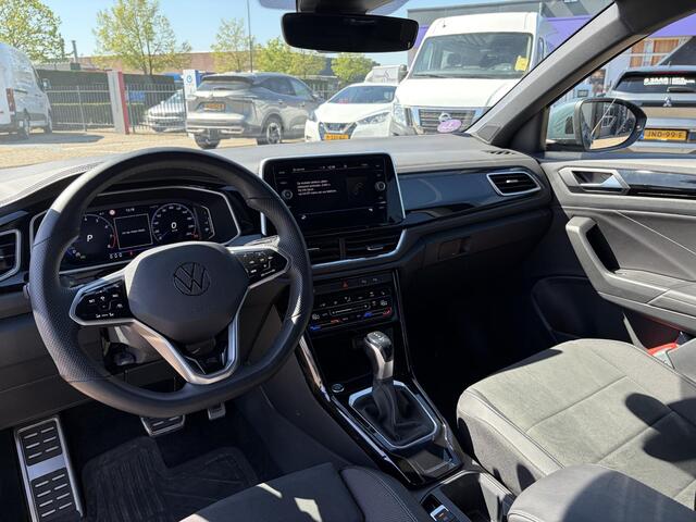 Volkswagen T-Roc 1.5 TSI R-Line |Trekhaak | Camera | Adptieve CC | Climate Control | Keyless entry | NL-Auto