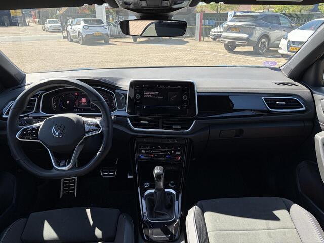 Volkswagen T-Roc 1.5 TSI R-Line |Trekhaak | Camera | Adptieve CC | Climate Control | Keyless entry | NL-Auto