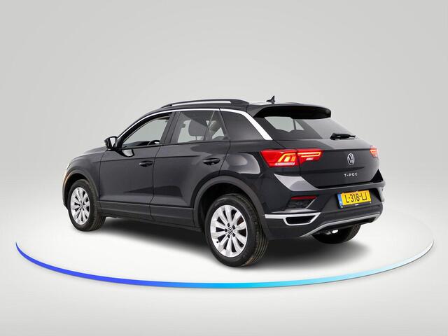 Volkswagen T-Roc 1.0 TSI Style 110 pk | Navigatie | Parkeersensoren | Adaptieve Cruise Control | LED koplampen | Autom. airco |