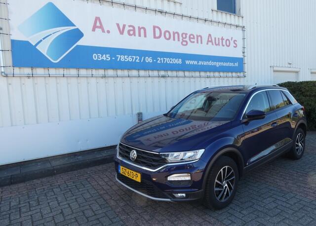 Volkswagen T-Roc 1.0 TSI STYLE,ACC,Lane Ass,Navi,Bltooth,APK 29-6-27