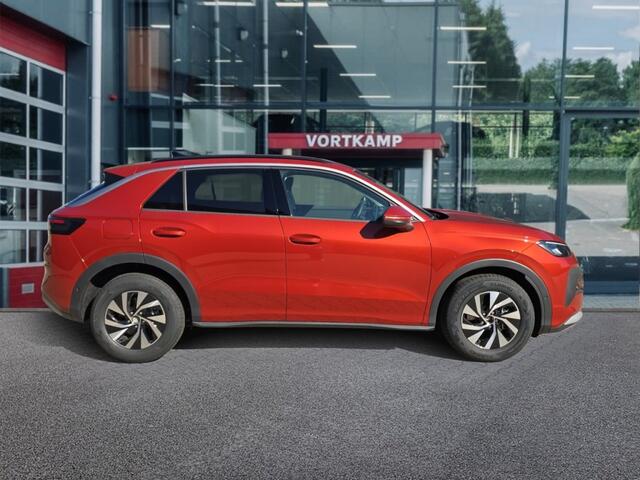 Volkswagen T-Roc 1.5 eTSI LIFE TREKHAAK/CAMERA/ACC/STOEL+STUURVERW
