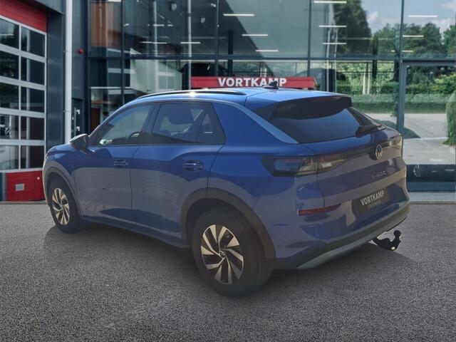 Volkswagen T-Roc 1.5 eTSI LIFE TREKHAAK/CAMERA/ACC/STOEL+STUURVERW