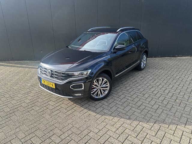 Volkswagen T-Roc 1.5 TSI Sport | Trekhaak | Digital Dash.