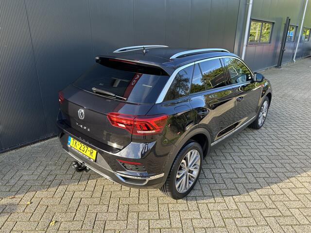 Volkswagen T-Roc 1.5 TSI Sport | Trekhaak | Digital Dash.