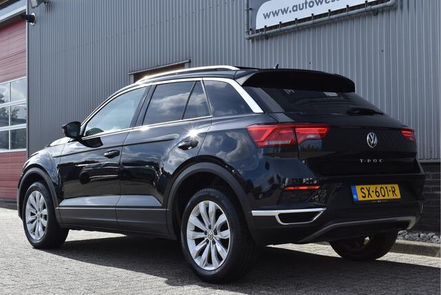 Volkswagen T-Roc 1.0 TSI Style Panoramadak, Adaptive cruise, NL-auto