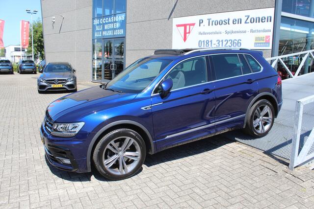 Volkswagen TIGUAN 1.4 TSI 4Motion Highline R-line NL auto/1e Eigenaar Automaat/Panoramadak/Navigatie/Digital dash/Cruise control adaptief/Elektrische achterklep/Alcantara bekleding/Stoelverwarming/Trekhaak/LED/Spiegels inklapbaar/Parkeersensoren rondom