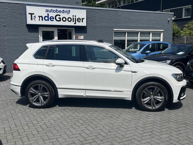 Volkswagen TIGUAN 2.0 TSi DSG 4Motion Highline Business R-Line | EL. TREKHAAK | STANDKACHEL | PANORAMADAK |