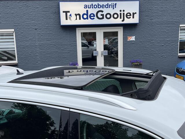 Volkswagen TIGUAN 2.0 TSi DSG 4Motion Highline Business R-Line | EL. TREKHAAK | STANDKACHEL | PANORAMADAK |