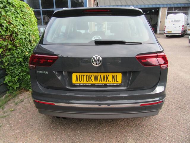Volkswagen TIGUAN 1.5 TSI Adapt CC | Camera | Park V+A