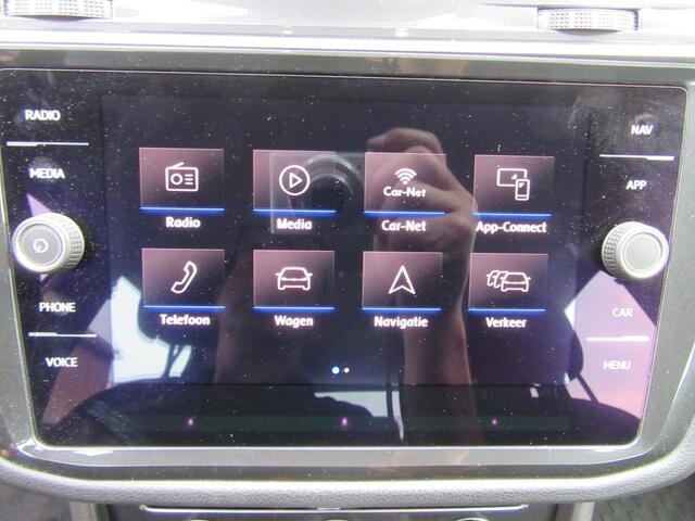 Volkswagen TIGUAN 1.5 TSI Adapt CC | Camera | Park V+A