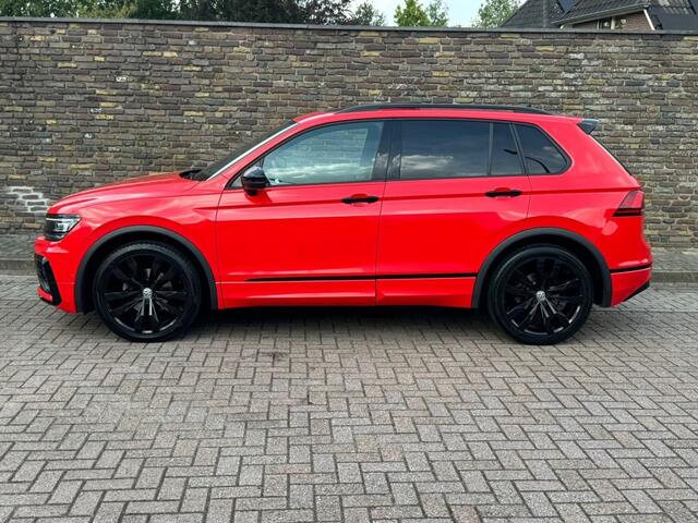 Volkswagen TIGUAN 1.5 TSI 2x R-Line Panodak Virtueel Trekhaak