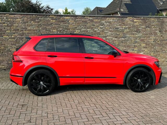 Volkswagen TIGUAN 1.5 TSI 2x R-Line Panodak Virtueel Trekhaak