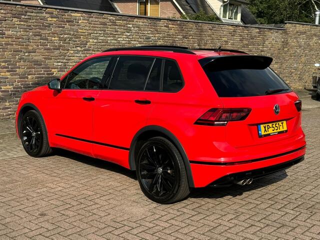 Volkswagen TIGUAN 1.5 TSI 2x R-Line Panodak Virtueel Trekhaak