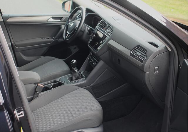 Volkswagen TIGUAN Allspace 1.5 TSI Comfortline Business Apple Car Play