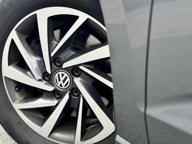 Volkswagen TIGUAN 1.4 TSI ACT Comfortline CARPLAY CAM 7 PERSOONS