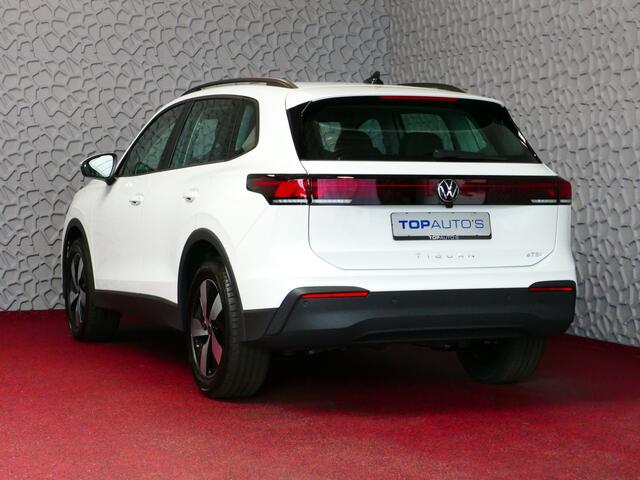 Volkswagen TIGUAN 1.5 eTSI ?NIEUWE AUTO? 150 LIFE EDTION NAVI CAMERA TREKHAAK STOEL/STUUR VERW. COMF.STOEL AMBIENTE LED 3/2024! 70 BIJNA NIEUWE VOLKSWAGEN'S UIT VOORRAAD LEVERBAAR
