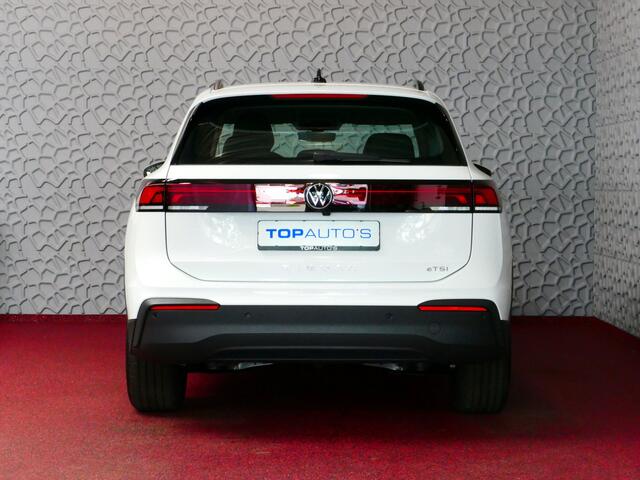 Volkswagen TIGUAN 1.5 eTSI ?NIEUWE AUTO? 150 LIFE EDTION NAVI CAMERA TREKHAAK STOEL/STUUR VERW. COMF.STOEL AMBIENTE LED 3/2024! 70 BIJNA NIEUWE VOLKSWAGEN'S UIT VOORRAAD LEVERBAAR