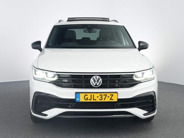 Volkswagen TIGUAN 1.4 TSI eHybrid R-Line Business+ | Blackstyle | Pano | 20"LM | Trekhaak | Winterpakket