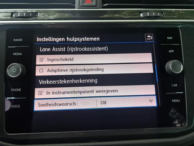 Volkswagen TIGUAN 1.5 TSI 150 Pk ACT Highline Pano Ecc Nav. Acantara Apple Carplay