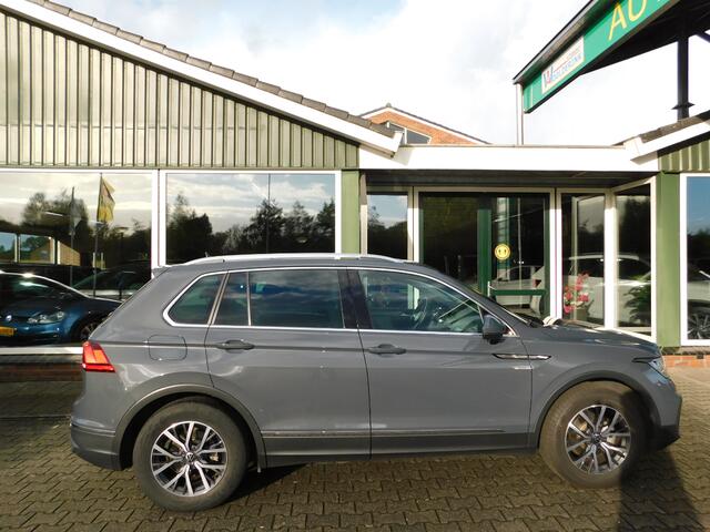 Volkswagen TIGUAN 1.5TSI 131PK LIFE BUSINESS!! All-in Prijs! Trekhaa