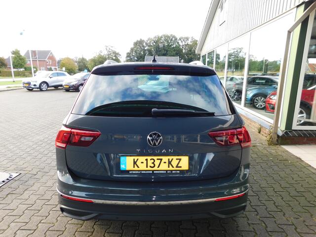 Volkswagen TIGUAN 1.5TSI 131PK LIFE BUSINESS!! All-in Prijs! Trekhaa