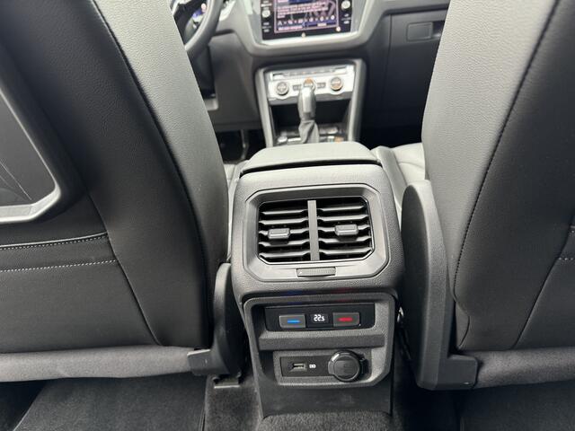 Volkswagen TIGUAN 1.5 TSI ACT R-Line Black Style | Pano | Leer | Keyless | HUD