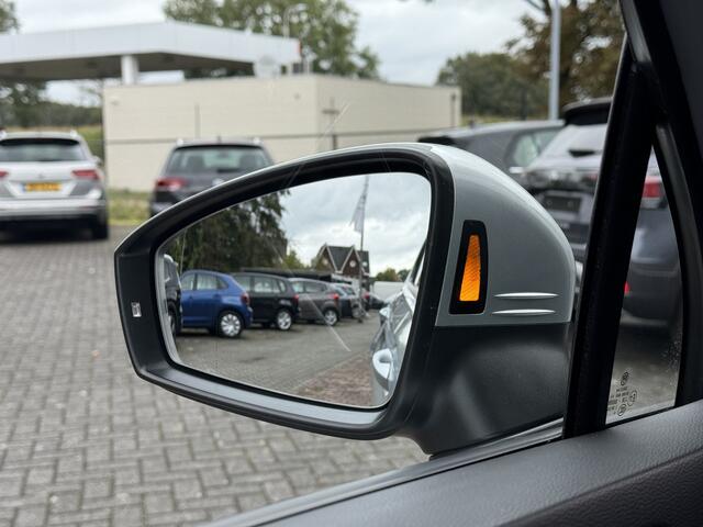 Volkswagen TIGUAN 1.4 TSI eHybrid Life | Camera | Trekhaak | IQ Light