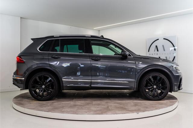 Volkswagen TIGUAN 1.4 TSI 4Motion Highline R-Line NL AUTO+NAP | Pano | Trekhaak | Carplay | Garantie!