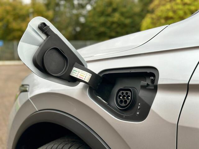 Volkswagen TIGUAN 1.4 TSI eHybrid R-Line Business+ | Elektrische Stoelen + Geheugenfunctie | Panoramadak | Adaptive Cruise Control | Achteruitrijcamera | Apple Carplay | Android Auto | Parkeersensoren | Keyless |