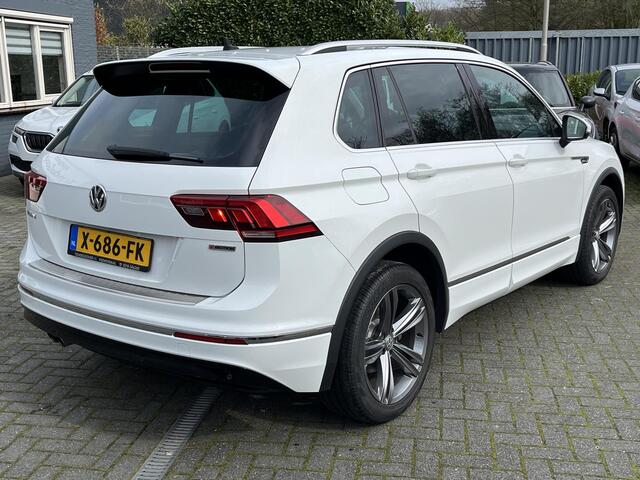 Volkswagen TIGUAN 1.4 TSi DSG 4Motion Highline R-line | STANDKACHEL |