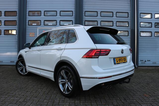 Volkswagen TIGUAN 1.5 TSI ACT Highline R-line Autom Panodak Virtual cockpit Navi Led T-haak Bj:2020
