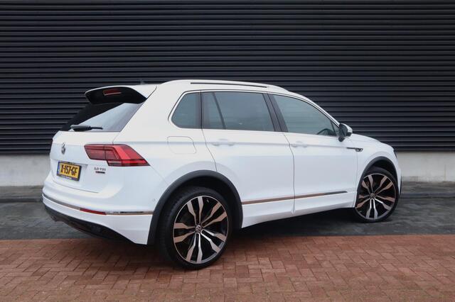 Volkswagen TIGUAN 2.0 TSI 4Motion Highline | R-Line | Cruise adapt. | Clima | Navi | Pano | Stoelverw | Parkeer-assistent |