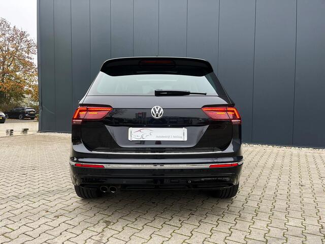 Volkswagen TIGUAN 2.0 TSI 4Motion R-line / 20 inch / trekhaak / pano