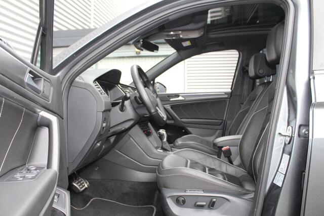 Volkswagen TIGUAN Allspace 1.5 TSI 150pk Elegance 7p. DSG7 Panoramadak 2x R Line Clima Cruise Navi Camera Dig. Cockpit Leder 18"LMV