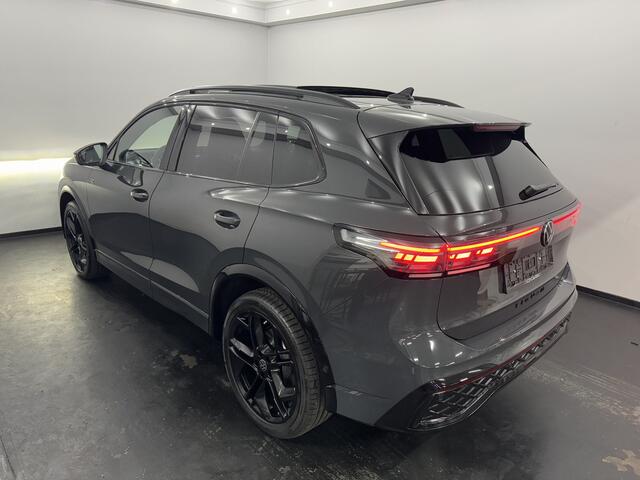 Volkswagen TIGUAN 1.5 eTSI R-Line Edition Pano, 360 Camera, Navi, Sfeerverlichting, Elektrische achterklep, Half leder, 4 jaar garantie Nieuwe model