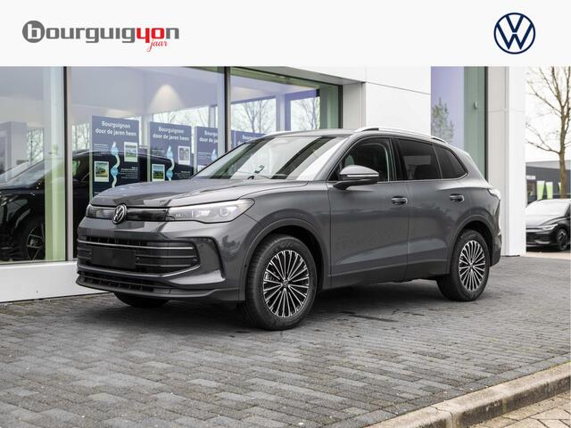 Volkswagen TIGUAN 1.5 eTSI Life Edition | Trekhaak | App Connect | Camera | Stoelverwarming |