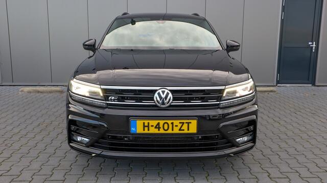Volkswagen TIGUAN 1.5 TSI Highl. Bus R | R-line | Pano | Led | Black Style | Dynn