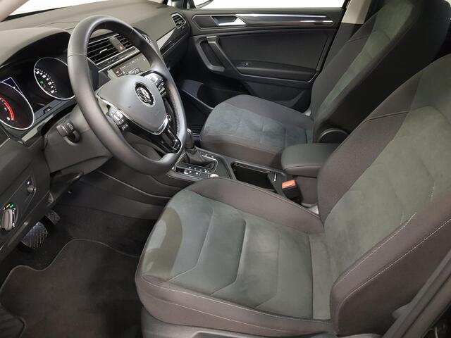 Volkswagen TIGUAN Allspace 1.5 TSI 150pk DSG Highline 7p. | Navigatie | Climate Control | Camera 360 | Parkeer Sensoren | Adaptive Cruise Control | Electrisch bedienbare achterklep | Stoelverwarming
