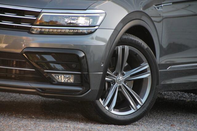 Volkswagen TIGUAN 2.0 TSI 4Motion R-Line - 180 pk **Pano / Leer / Trekhaak / Memor