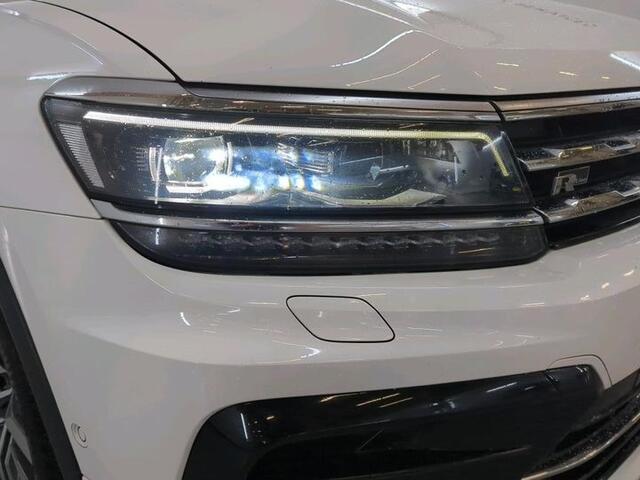 Volkswagen TIGUAN 1.5 TSI HL Bus R 7p. | Pano | Dynn | Camera | Trekhaak