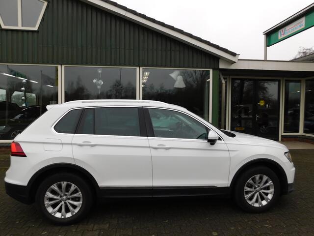 Volkswagen TIGUAN 1.4TSI 125PK CONNECTED!! All-in Prijs! 1e Eig!Trek